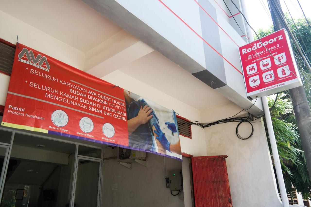 Reddoorz At Jalan Somba Opu Losari Makassar Buitenkant foto