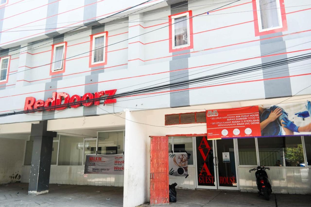 Reddoorz At Jalan Somba Opu Losari Makassar Buitenkant foto